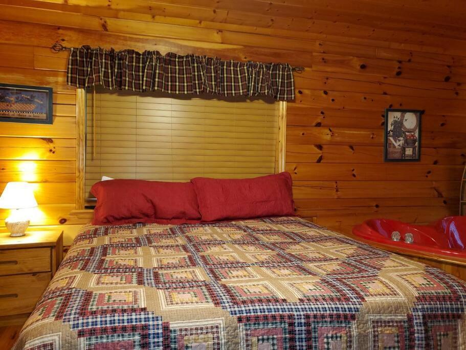 Beary Tale! Your Happily Ever After Starts Here! Sevierville Luaran gambar